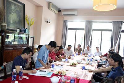BIÊN BẢN HỌP  (V/v Bổ sung nhân sự Hội, công tác tổ chức giải bóng đá,  buổi gặp mặt kỷ niệm ngày nhà giáo Việt Nam 20/11/2015)
